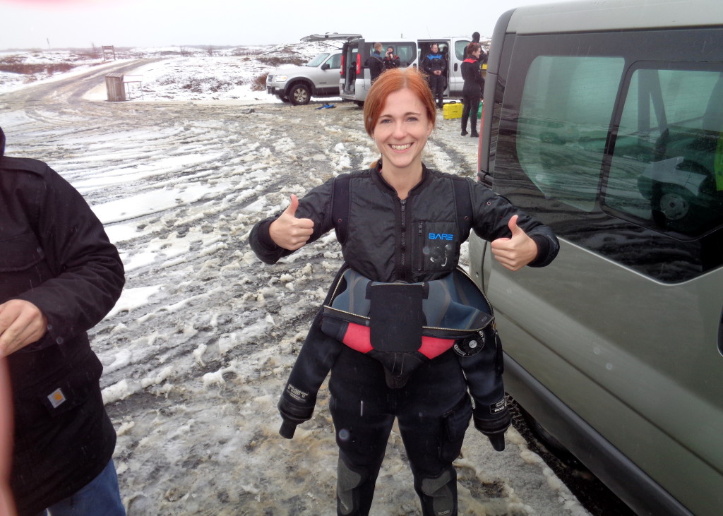 what to wear for silfra snorkeling