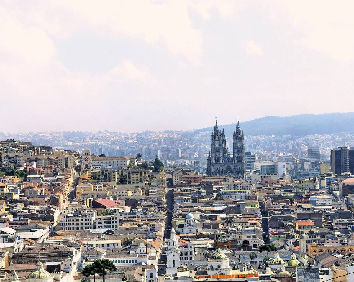 Panoramic view across the city of Quito which is a must do to do in Quito