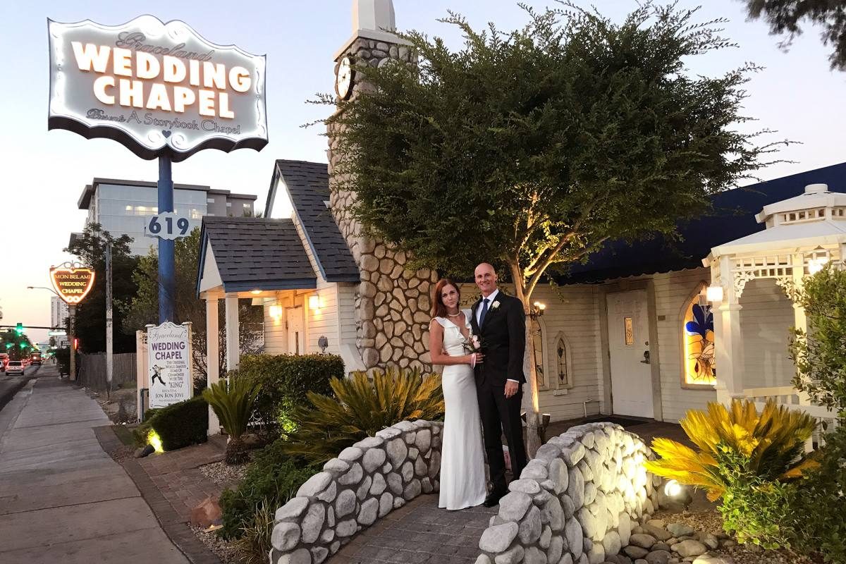 getting married in las vegas