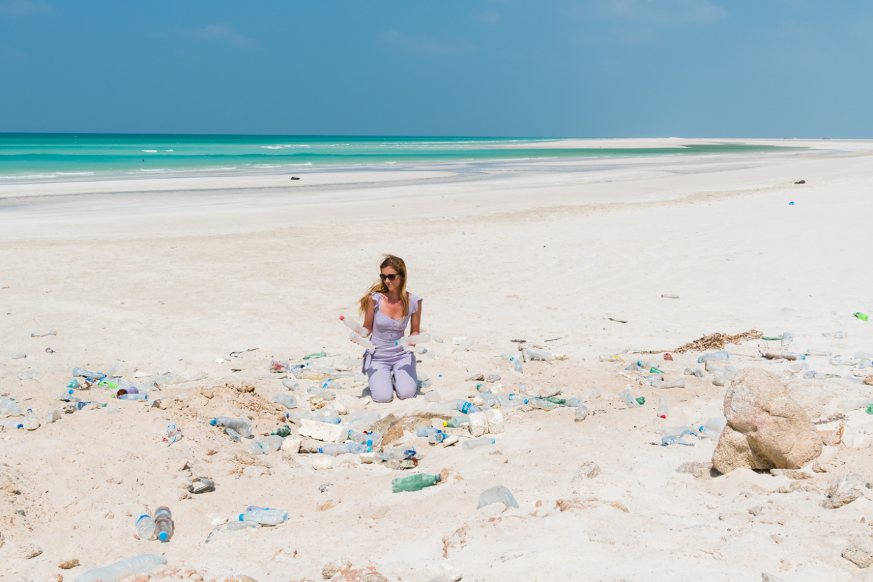 trash socotra trash in Socotra