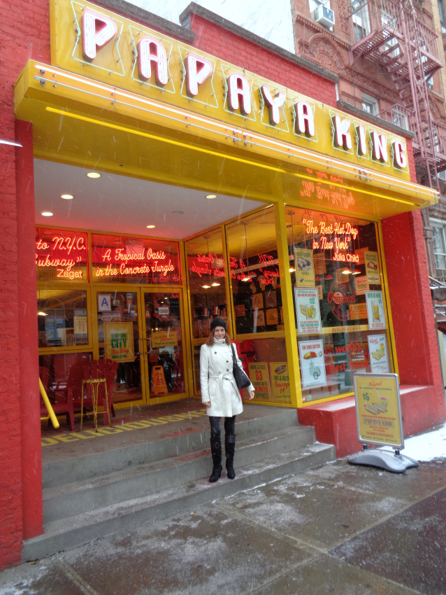 Papaya King hot dogs, NYC