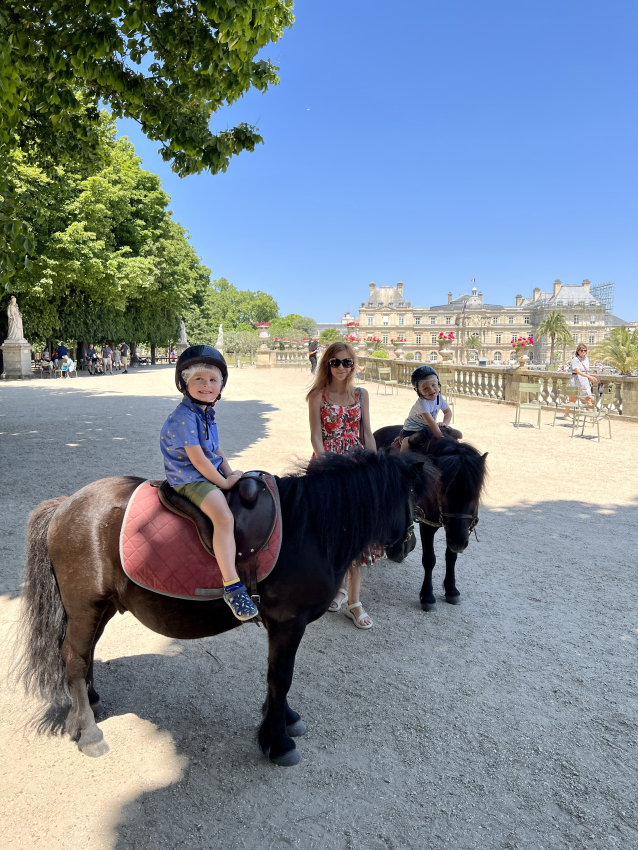 Horse riding in Paris for toddlers