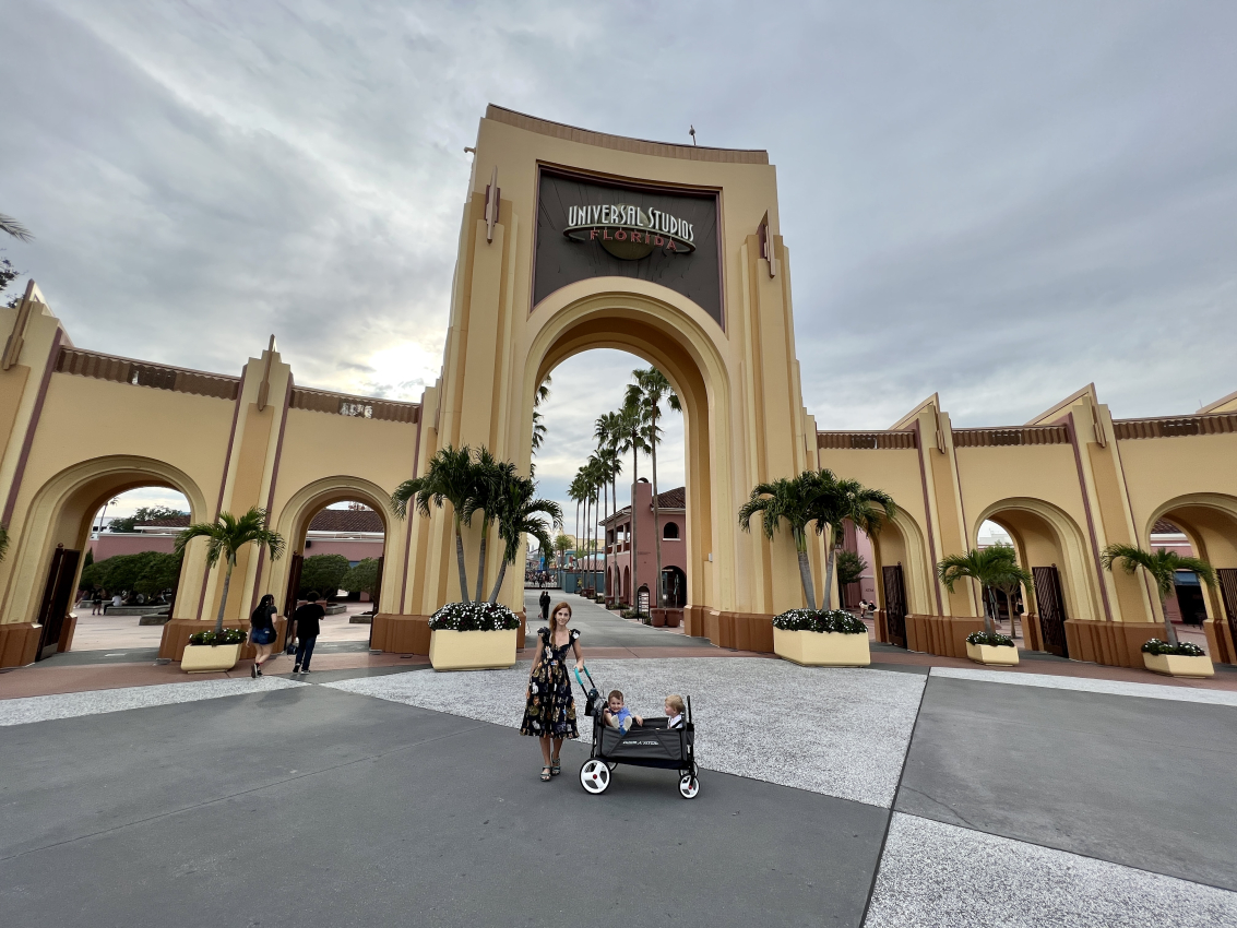 Universal Express Pass Hotel Trick: Best Hack for Visiting!